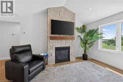 33 MONTURE Street N | Cayuga Ontario | Slide Image Eight