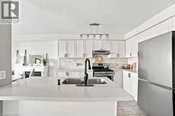 336 PINEHILL Drive | Binbrook Ontario | Slide Image Six