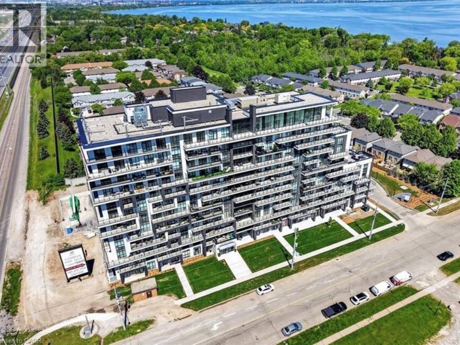 461 GREEN Road Unit# 205, Hamilton, Ontario L8E 5B4