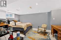 1046 SHEPHERDS Drive | Burlington Ontario | Slide Image Thirty