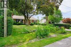 1046 SHEPHERDS Drive | Burlington Ontario | Slide Image Thirty-eight