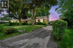 1046 SHEPHERDS Drive | Burlington Ontario | Slide Image Three
