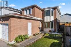 732 BENNETT Crescent | Oshawa Ontario | Slide Image Four