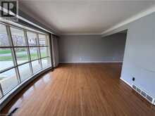 4 BEECHWOOD Court | St. Catharines Ontario | Slide Image Nine
