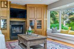 2372 CARRINGTON Place | Oakville Ontario | Slide Image Eight