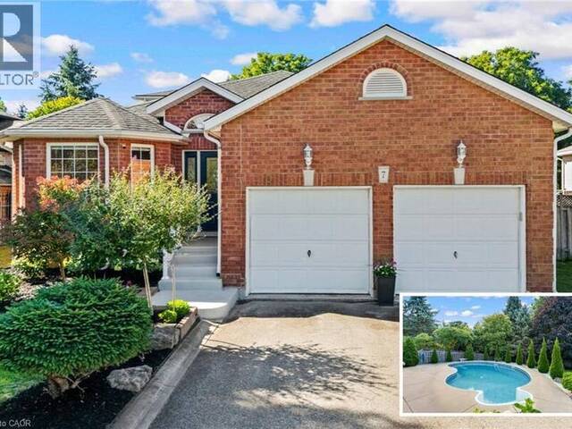 7 GASKIN Avenue Cambridge Ontario, N1R 5S5 - 4 Bedrooms Home For Sale