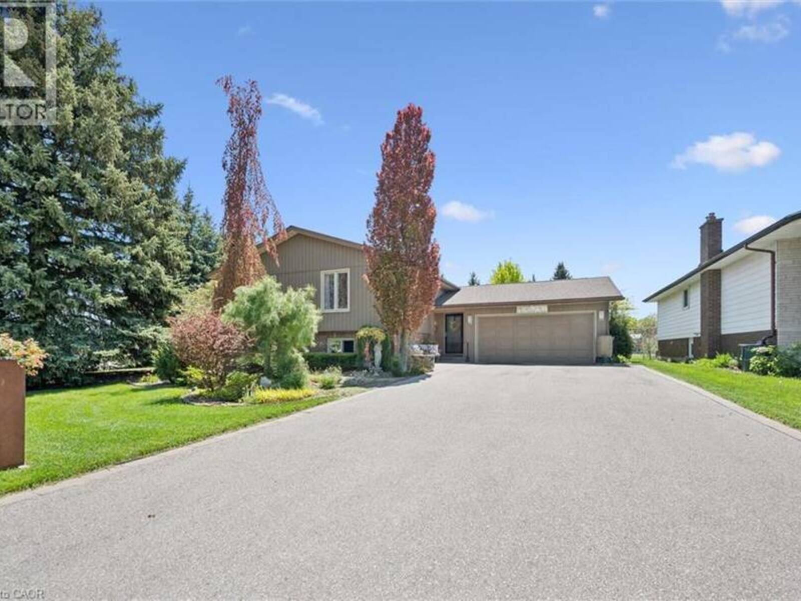 1 PINTAIL Drive, Elmira, Ontario N3B 3C2