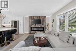 9 LESLIE Drive | Hamilton Ontario | Slide Image Eight
