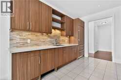 11 BRONTE Road Unit# 808 | Oakville Ontario | Slide Image Fifteen