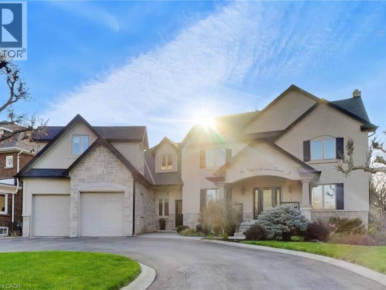 73 LAKE AVENUE Drive, Hamilton, Ontario L8G 1X7