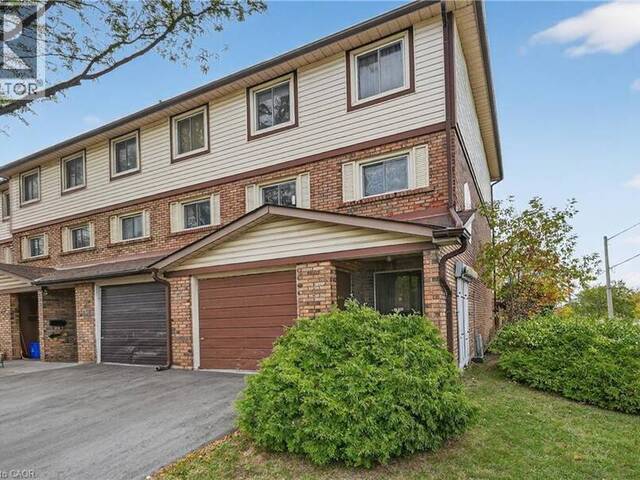 34 BOW VALLEY Drive Unit# 1 Hamilton Ontario, L8E 3L4 - 3 Bedrooms Condo For Sale