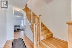 12 HYLTON Drive | Barrie Ontario | Slide Image Four