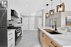 135 NUGENT Drive | Hamilton Ontario | Slide Image Ten