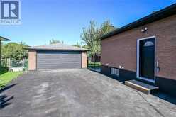 135 NUGENT Drive | Hamilton Ontario | Slide Image Thirty-eight