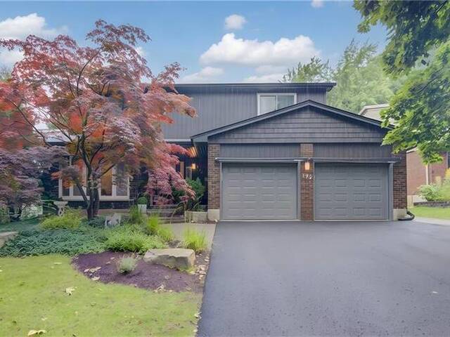 123 CANDLEWOOD Crescent Waterloo Ontario, N2L 5M7 - 4 Bedrooms Home For Sale