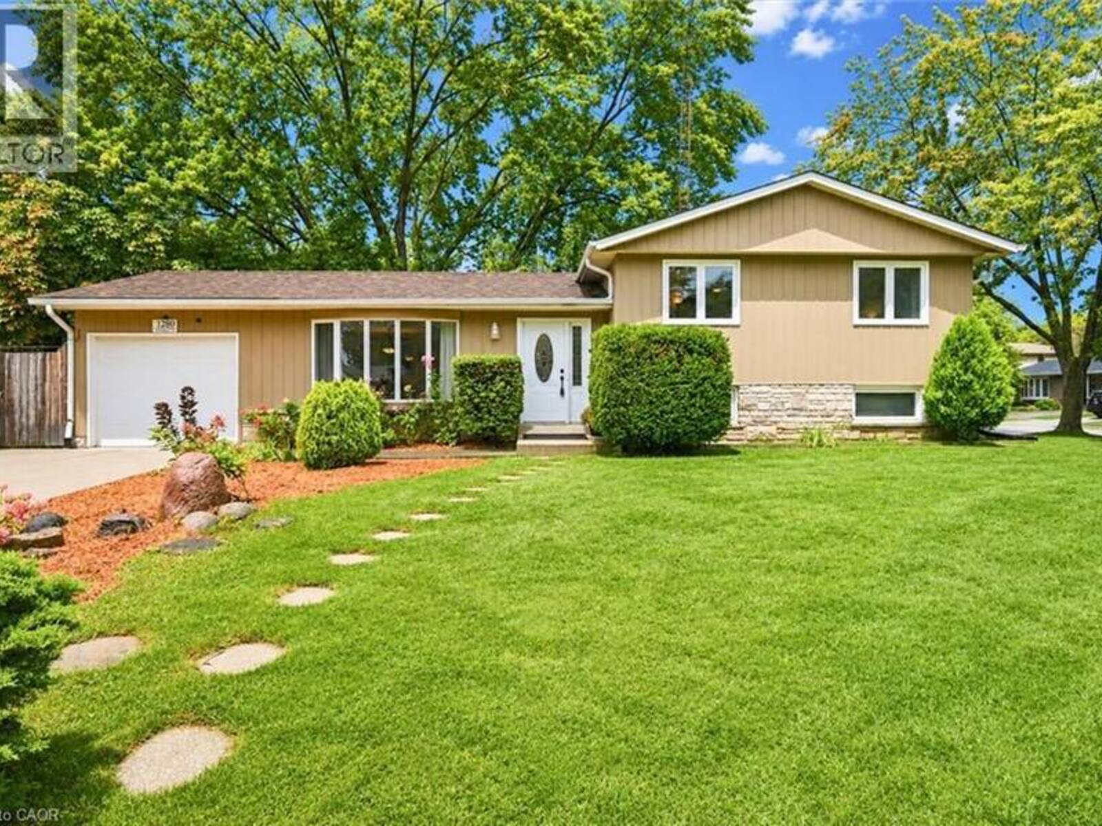 1280 ALDRIDGE Crescent, Burlington, Ontario L7M 1H9