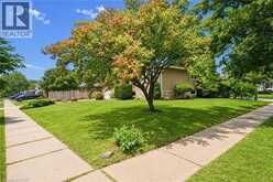 1280 ALDRIDGE Crescent | Burlington Ontario | Slide Image Three