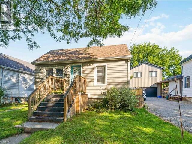 37 MAPLECREST Avenue St. Catharines Ontario, L2T 1A7 - 3 Bedrooms Home For Sale