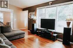 1 VERA Court | Hamilton Ontario | Slide Image Two