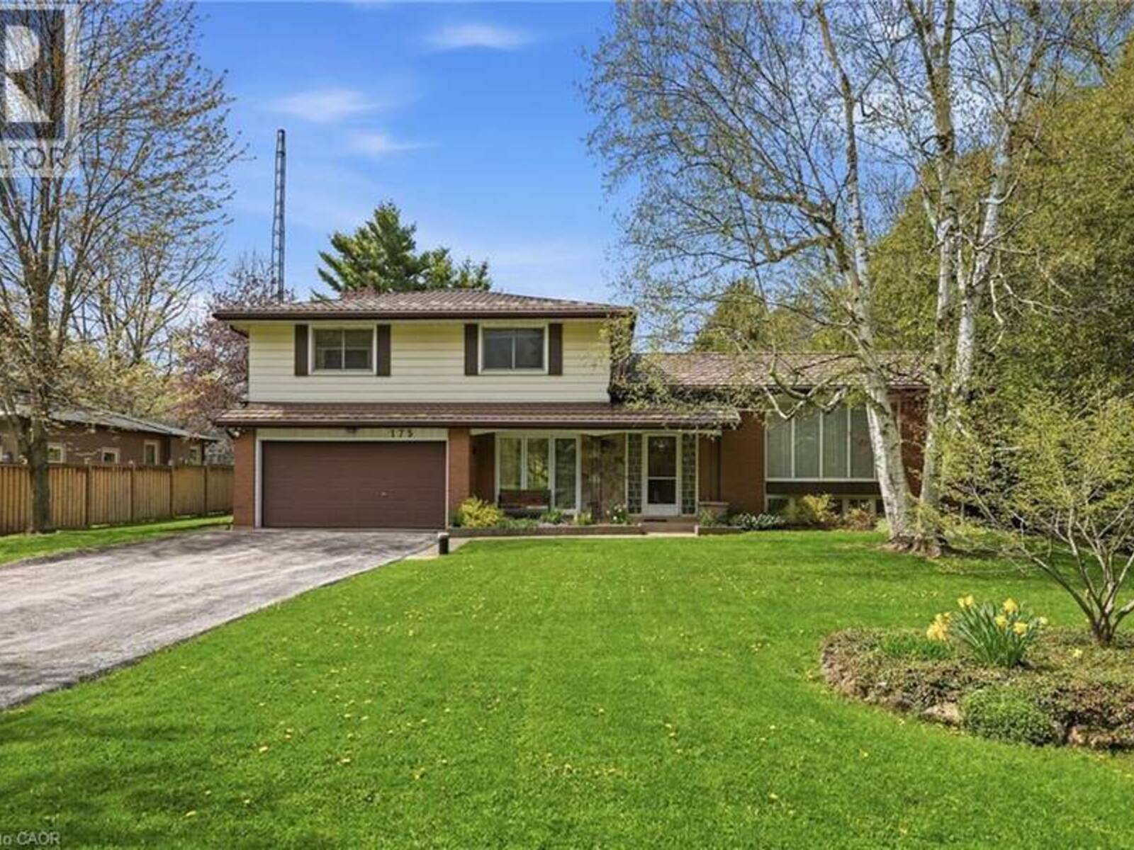 175 CONCESSION 5 E, Waterdown, Ontario L8B 1K4