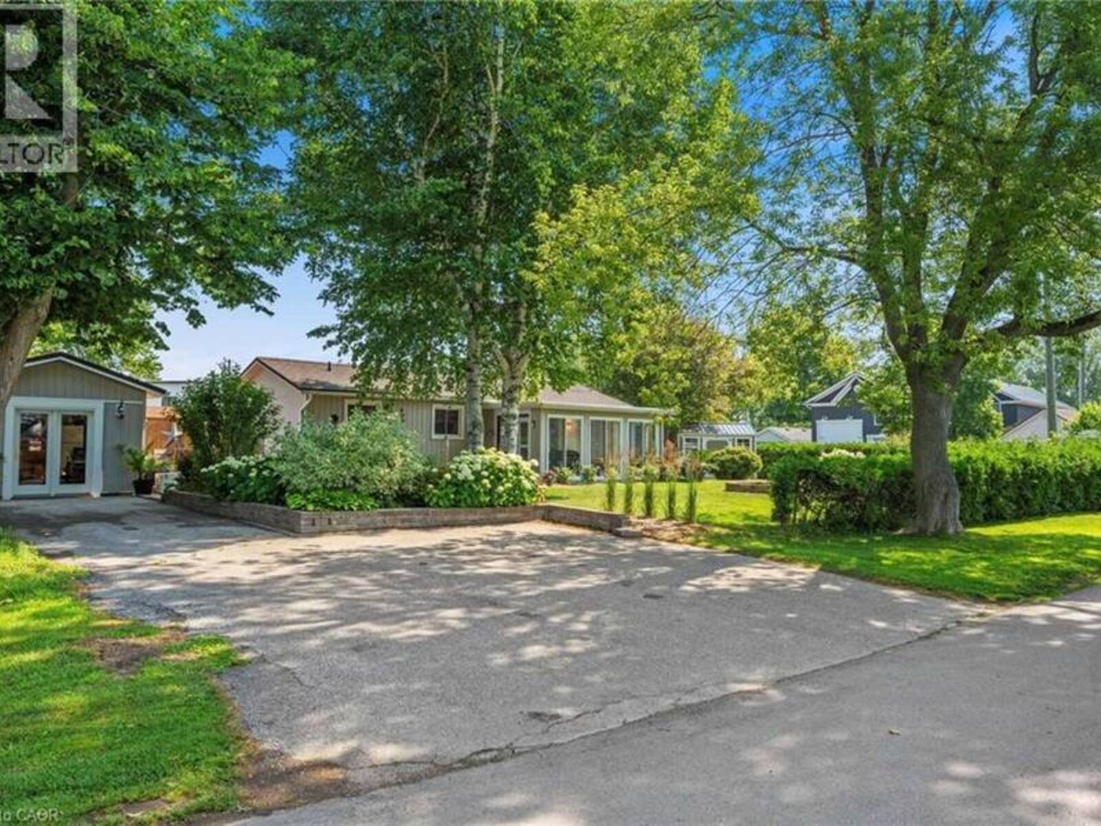 181 CEDAR Drive, Turkey Point, Ontario N0E 1T0