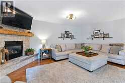 27 SOUTHWOOD Crescent | Caledonia Ontario | Slide Image Eighteen