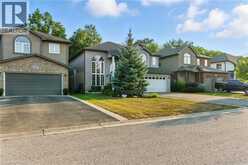 27 SOUTHWOOD Crescent | Caledonia Ontario | Slide Image Four