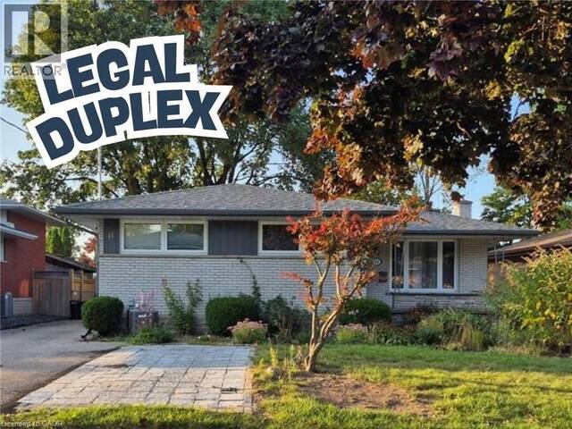11 DUNCAIRN Avenue Kitchener Ontario, N2M 4S5 - 5 Bedrooms Home For Sale