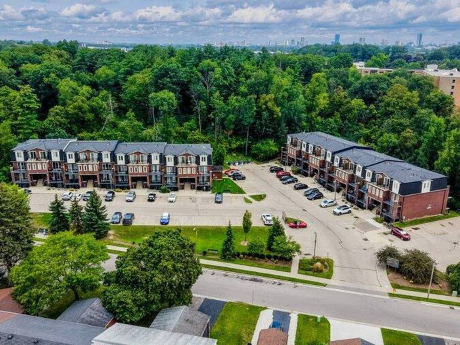 45 CEDARHILL Crescent Unit# 9C, Kitchener, Ontario N2E 0A2
