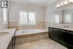 2384 ROCK POINT Drive | Oakville Ontario | Slide Image Seventeen
