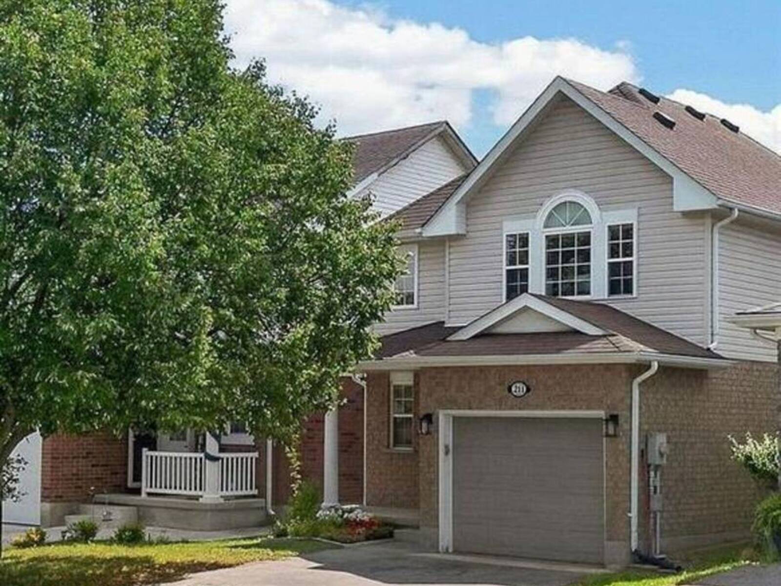 211 MELRAN Drive, Cambridge, Ontario N3C 4E5