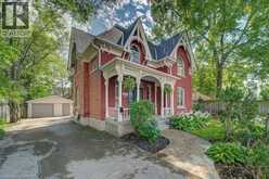 15 GILHOLM Avenue | Cambridge Ontario | Slide Image Two