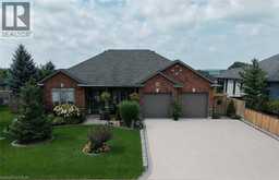 42 GRAYDON Drive | South-West Oxford Ontario | Slide Image One
