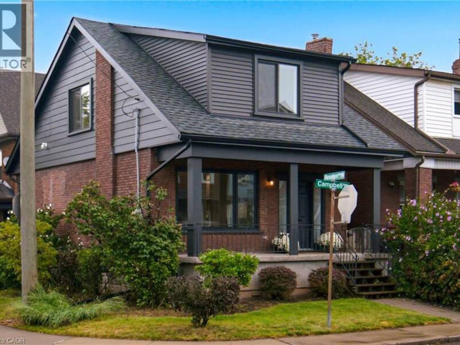 39 CAMPBELL Avenue, Hamilton, Ontario L8L 2N2
