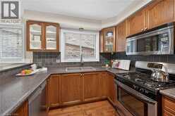 25 HAMILTON Street S Unit# 31 | Waterdown Ontario | Slide Image Six