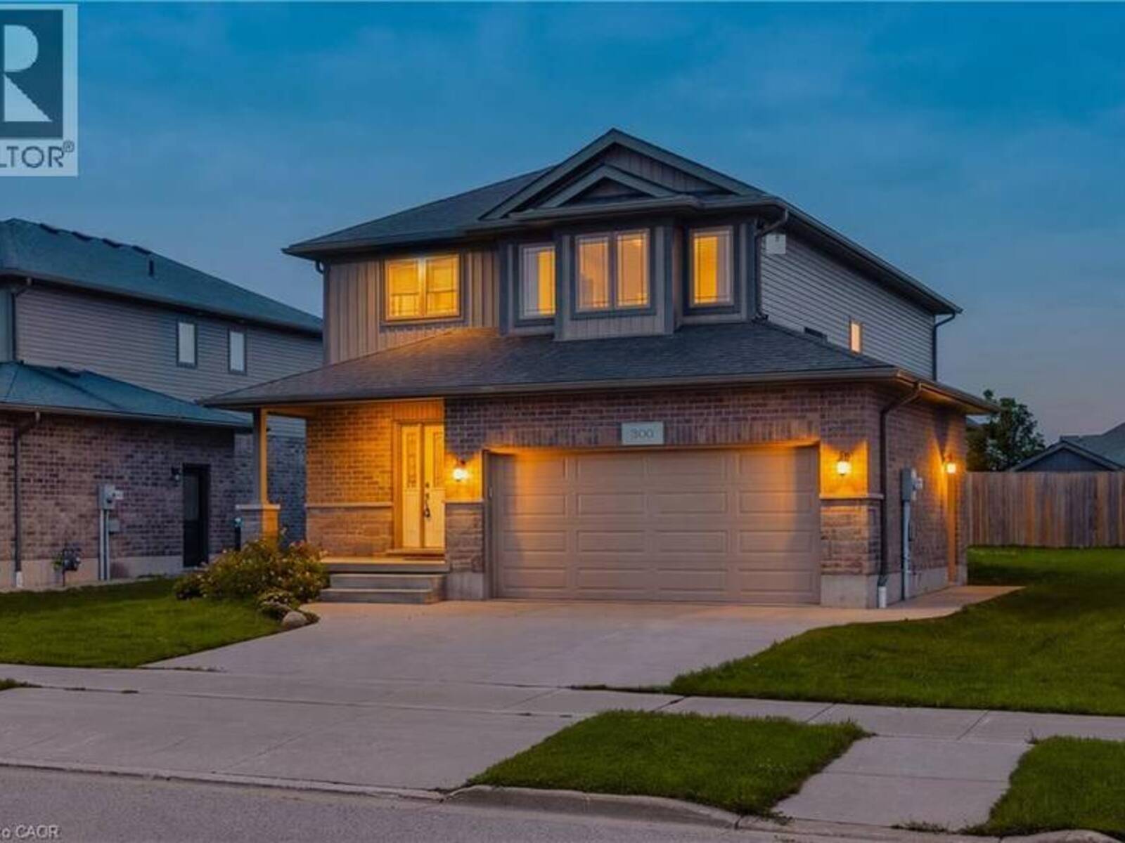 300 HUTTON Street E, Listowel, Ontario N4W 0C1