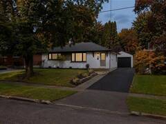 104 KENSINGTON Street Guelph Ontario, N1E 3P9