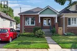 30 BARONS Avenue N | Hamilton Ontario | Slide Image Three