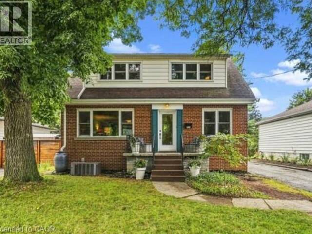 177 YORK Road Dundas Ontario, L9H 1M8 - 4 Bedrooms Home For Sale
