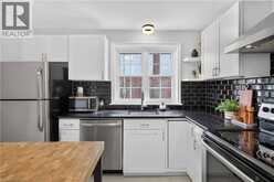 24 CASTLEFIELD Drive | Hamilton Ontario | Slide Image Ten