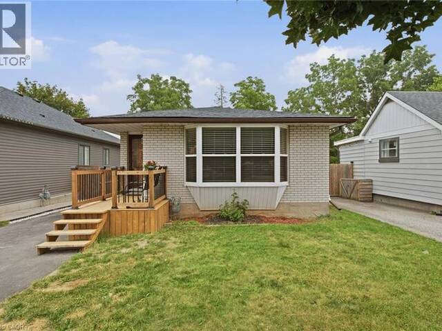 13 MERCER Road Cambridge Ontario, N1R 5A6 - 4 Bedrooms Home For Sale