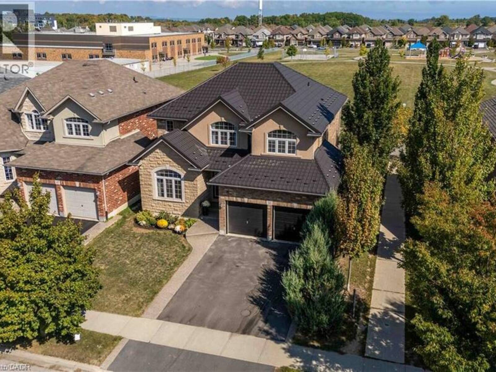 51 SHOWCASE Drive, Hamilton, Ontario L0R 1P0