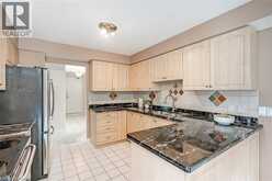 2190 LAKESHORE Road Unit# 304 | Burlington Ontario | Slide Image Thirteen