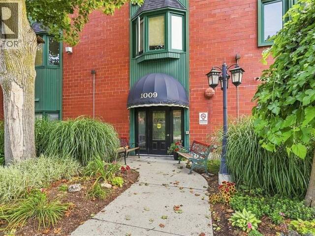 1009 QUEENSTON Road Unit# 217 Cambridge Ontario, N3H 3K7 - 2 Bedrooms Condo For Sale