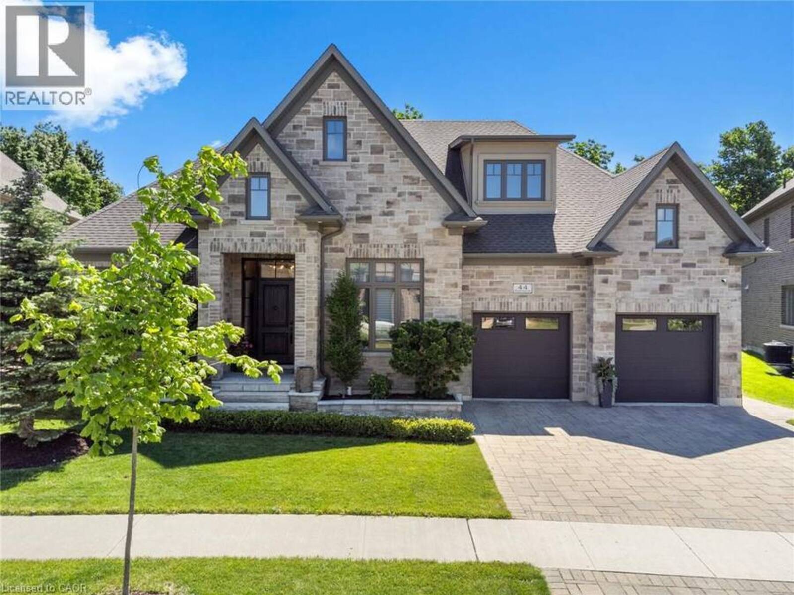 44 PIONEER RIDGE Drive, Kitchener, Ontario N2P 0G6