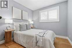 1281 LAKEVIEW Drive | Oakville Ontario | Slide Image Sixteen