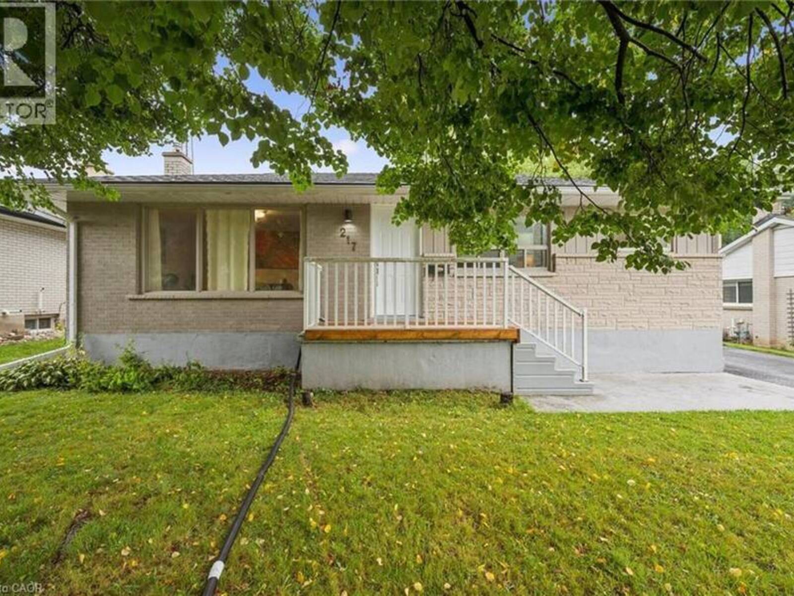 217 MAYFIELD Avenue, Waterloo, Ontario N2J 3S6