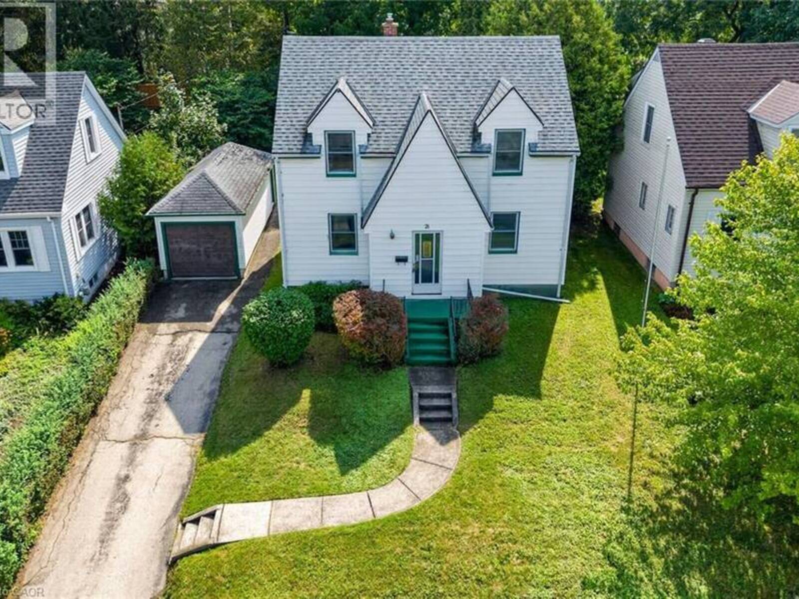 21 ORMOND Crescent, Simcoe, Ontario N3Y 1Y3