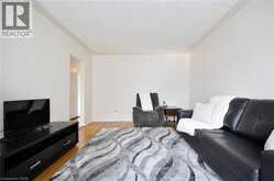 16 BROADVIEW Avenue | Cambridge Ontario | Slide Image Eleven
