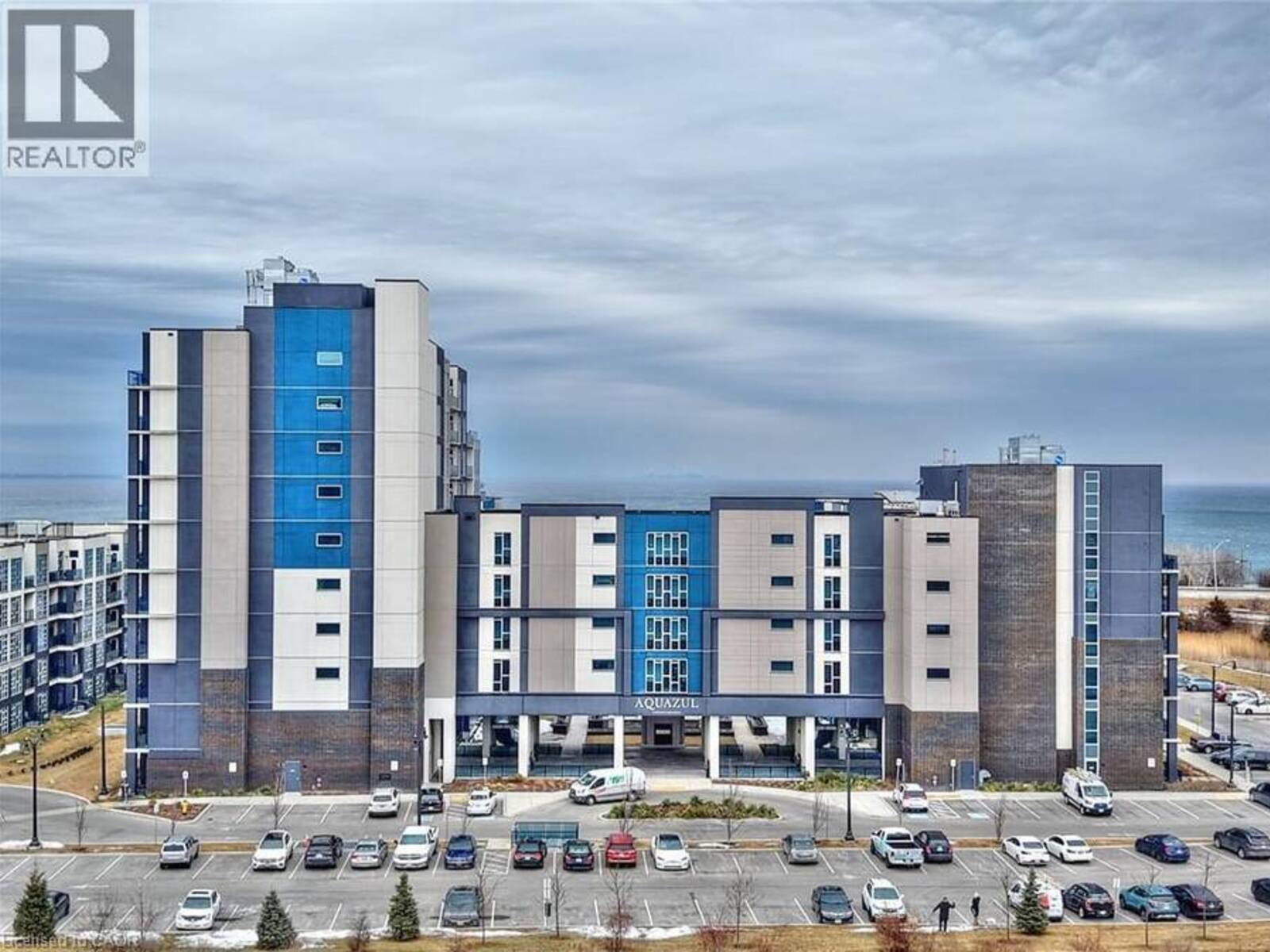 16 CONCORD Place Unit# 803, Grimsby, Ontario L3M 0J1